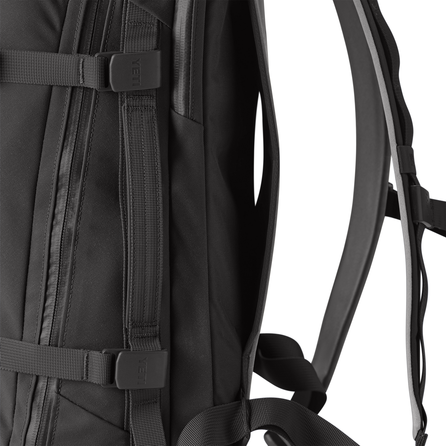 Yeti Crossroads 27L Backpack (2 Colors)