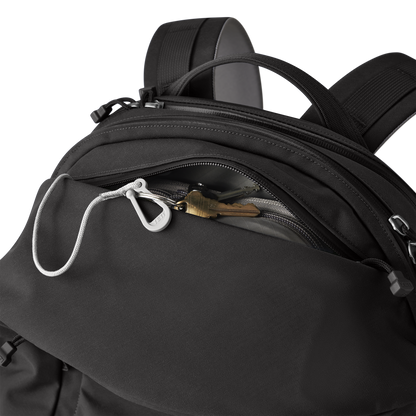 Yeti Crossroads 27L Backpack (2 Colors)