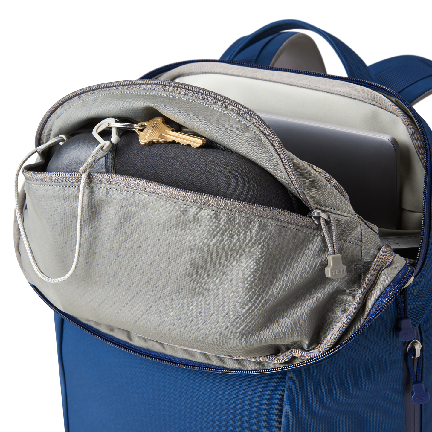 Yeti Crossroads 22L Backpack (2 Colors)
